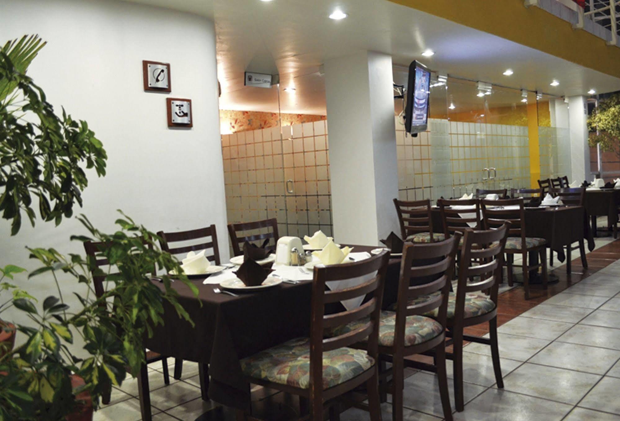 Hotel Mediterraneo Sa De Cv Tulancingo Eksteriør bilde
